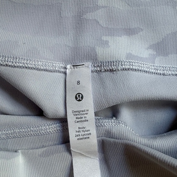 Lululemon Wunder Under Leggings, size 8, grey camo - Picture 4 of 5